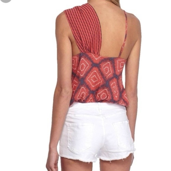 New Free People Medium Bohemian Asymmetrical Call On Me Top in Red/Navy - Picture 2 of 11